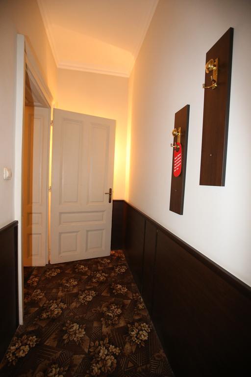 Hotel & Restaurant The House Sofia Bagian luar foto