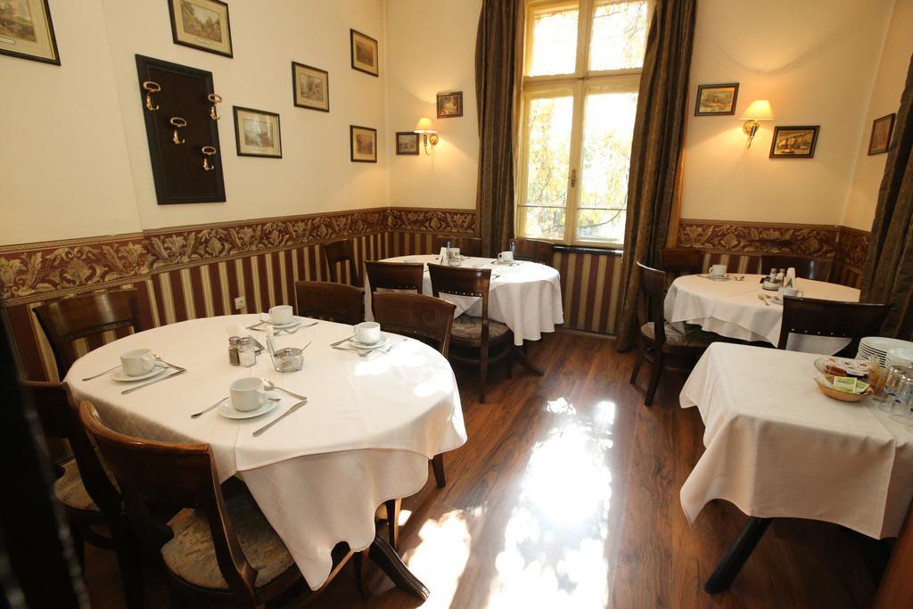 Hotel & Restaurant The House Sofia Bagian luar foto